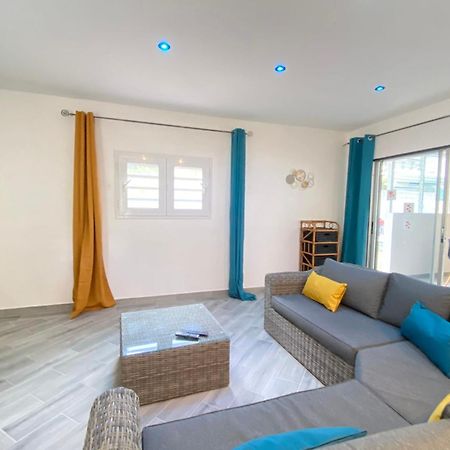 972M Beautiful Air-Conditioned Villa With Garden 르 카르베 외부 사진