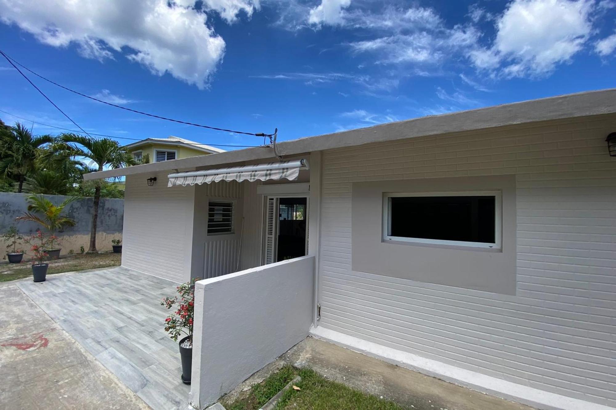 972M Beautiful Air-Conditioned Villa With Garden 르 카르베 외부 사진