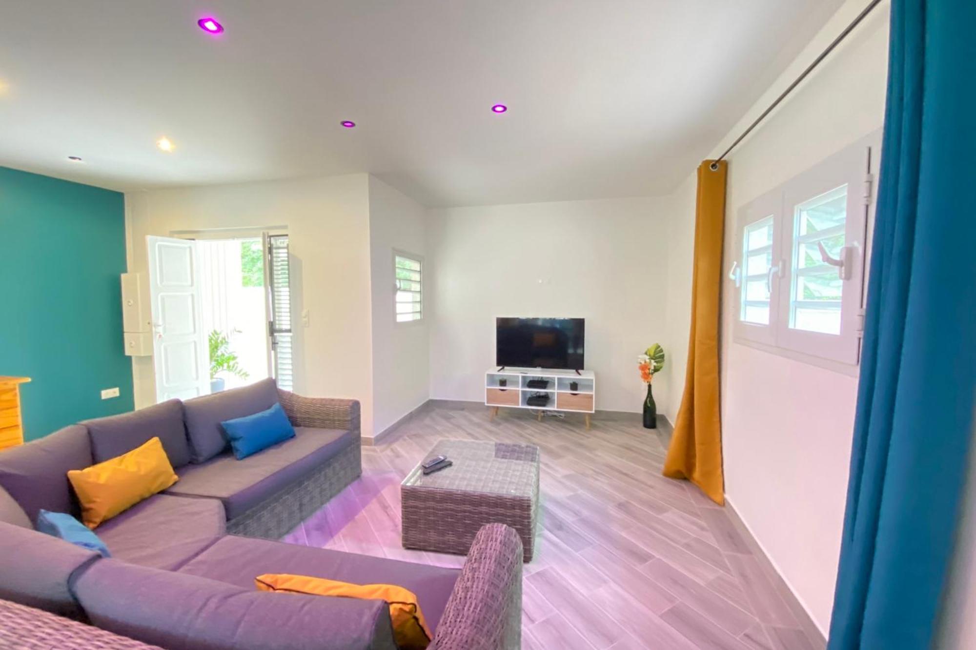 972M Beautiful Air-Conditioned Villa With Garden 르 카르베 외부 사진